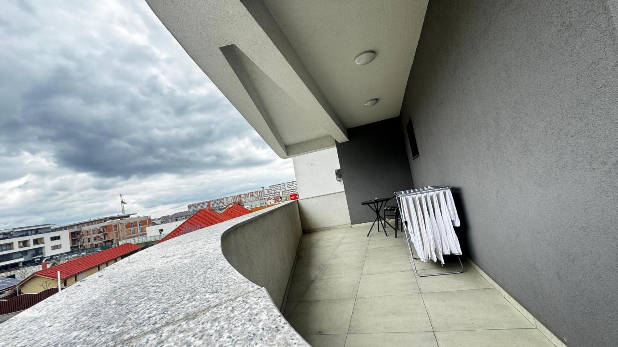 Rebreanu, Coresi Mall Large 2 Camere, Sleeps 6 Brașov Exterior foto